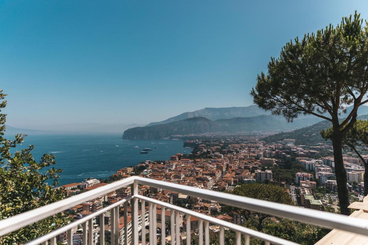 Villa Sacco Sorrento Buitenkant foto